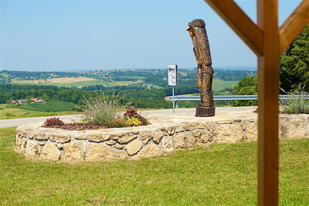 Tourist Farm Apartments Lovrec Jirsovci Exterior foto